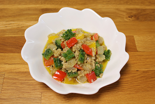 ゴーヤのドライグリーンカレー